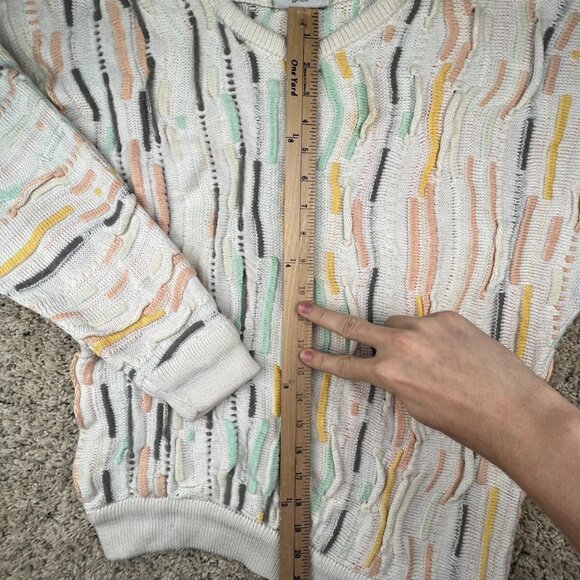 COOGI Australia Medium Cotton Sweater 3D Intricate Knit Pullover Crew Neck Adult - Picture 3 of 16